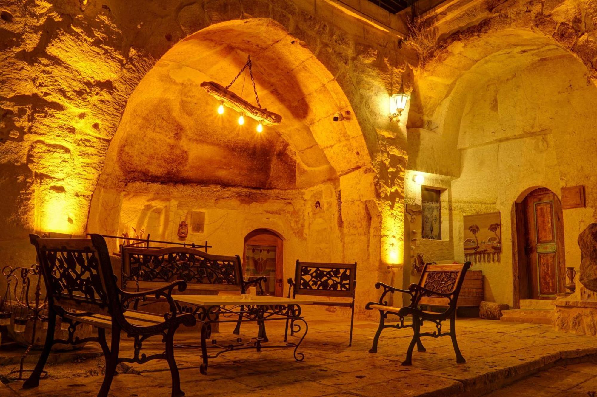 Gibos Cave Hotel Ürgüp Exterior foto